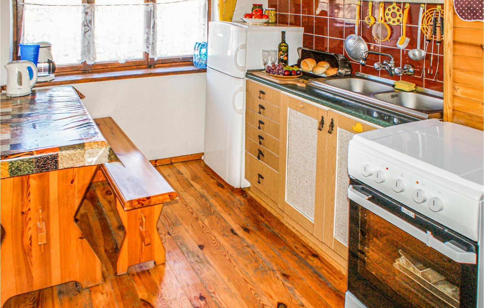 4 Bedroom Amazing Home In Biskupiec Biesowko Kültér fotó